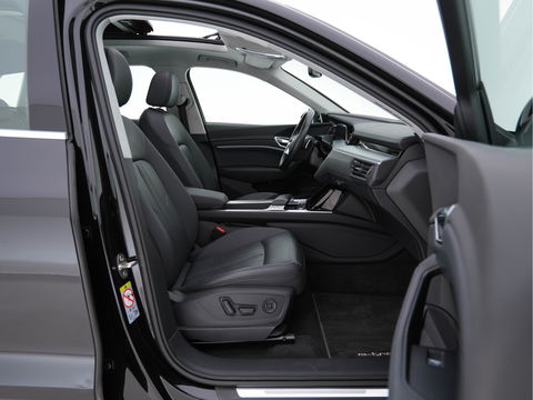 Audi e-tron 50 Quattro Launch Edition plus 71 kWh [ 3-Fase ] (INCL-BTW) *PANO | MILANO-FULL-LEATHER | ADAPT.CRUISE | FULL-LED | DIGI-COCKPIT | KEYLESS | MEMORY-PACK | CAMERA | NAVI-FULLMAP | SHIFT-PADDLES | COMFORT-SEATS | 20''ALU*