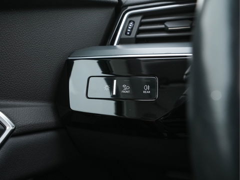 Audi e-tron 50 Quattro Launch Edition plus 71 kWh [ 3-Fase ] (INCL-BTW) *PANO | MILANO-FULL-LEATHER | ADAPT.CRUISE | FULL-LED | DIGI-COCKPIT | KEYLESS | MEMORY-PACK | CAMERA | NAVI-FULLMAP | SHIFT-PADDLES | COMFORT-SEATS | 20''ALU*