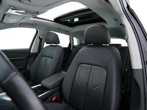 Audi e-tron 50 Quattro Launch Edition plus 71 kWh [ 3-Fase ] (INCL-BTW) *PANO | MILANO-FULL-LEATHER | ADAPT.CRUISE | FULL-LED | DIGI-COCKPIT | KEYLESS | MEMORY-PACK | CAMERA | NAVI-FULLMAP | SHIFT-PADDLES | COMFORT-SEATS | 20''ALU*