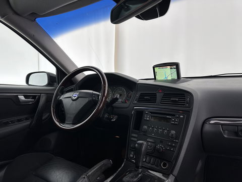 Volvo S60 2.4 D5 Momentum Aut.*NAVI-FULLMAP | 1/2-LEATHER | ECC | CRUISE | PDC | TOWBAR | COMFORT-SEATS | 17"ALU*