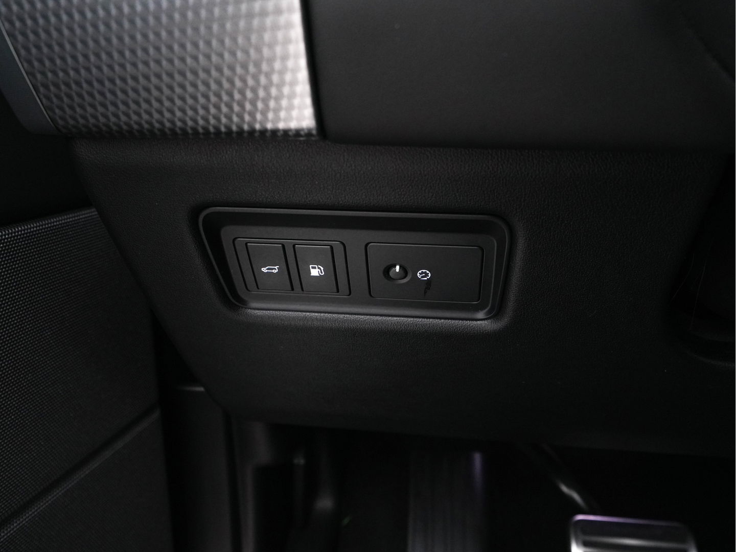 Land Rover Range Rover Sport P400e Limited-Edition Black-Line Aut. *PANO | OXFORD-FULL-LEATHER| MATRIX-LED | MERIDIAN-SURROUND | NAVI-FULLMAP | HEAD-UP | KEYLESS |  DAB | MEMORY-PACK | DIGI-COCKPIT | SURROUND-VIEW | COMFORT-SEATS | 21"ALU*