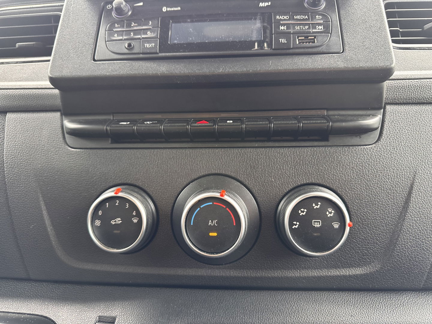Renault Master T35 2.3 dCi 150 L3 Energy Aut. *CAMERA | AIRCO | CRUISE | RADIO-MP3 | AIR-PRESSURE-SEAT*