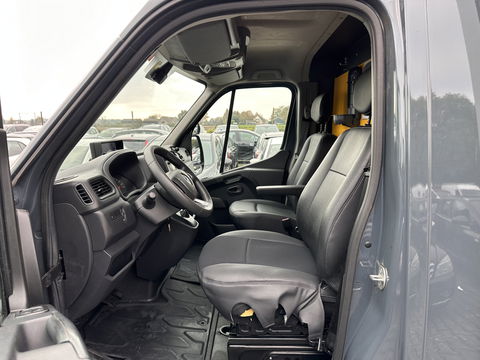 Renault Master T35 2.3 dCi 150 L3 Energy Aut. *CAMERA | AIRCO | CRUISE | RADIO-MP3 | AIR-PRESSURE-SEAT*