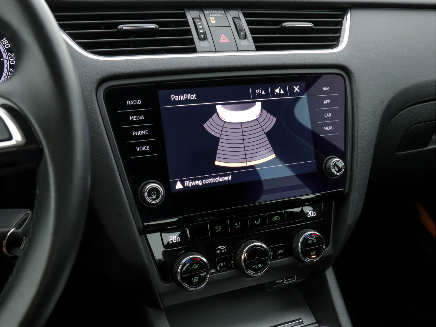 Škoda Octavia 1.0 TSI Greentech Ambition Business Aut. *NAVI-FULLMAP | ECC | PDC | CRUISE  | AMUNDSEN-AUDIO*