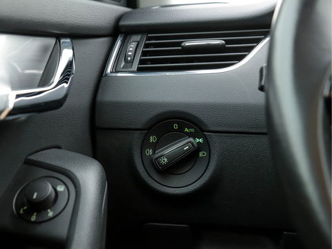 Škoda Octavia 1.0 TSI Greentech Ambition Business Aut. *NAVI-FULLMAP | ECC | PDC | CRUISE  | AMUNDSEN-AUDIO*