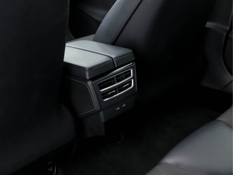 Tesla Model S 235 Kw Base [ 3-Fase ] (INCL-BTW) *PANO | AUTO-PILOT | KEYLESS | FULL-LED | 1/2-LEATHER | NAVI-FULLMAP | SURROUND-VIEW | APP-CONNECT | LANE-ASSIST | DIGI-COCKPIT | DAB | SPORT-SEATS | 19"ALU