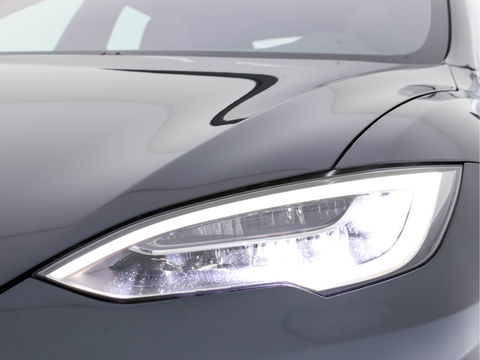 Tesla Model S 100D - 307 Kw AWD [ 3-Fase ] (INCL-BTW) *PANO | FULL-LEATHER  | FULL-LED | DIGI-COCKPIT | SURROUND-VIEW | AUTO-PILOT | AIR-SUSPENSION |  KEYLESS | CRUISE | SPORT-SEATS | 19"ALU*
