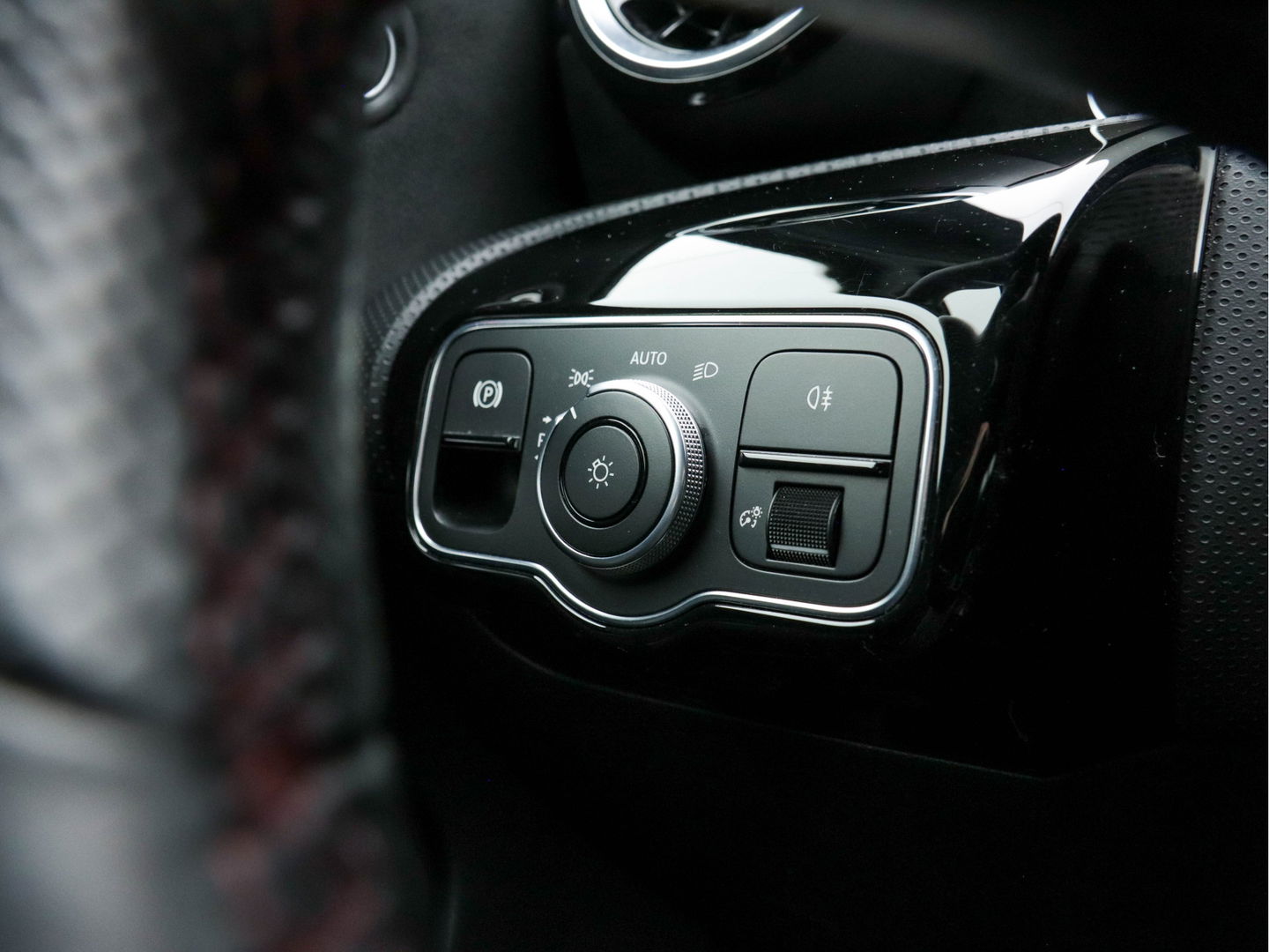 Mercedes-Benz A-Klasse 160 Business Solution AMG-Style (BTW) *WIDE-SCREEN-COCKPIT | FULL-LED | SPORT-SEATS | MICROFIBRE-LEATHER | M-BUX-NAVI | CAMERA | ECC | PDC | CRUISE| APP-CONNECT | AMBIENT-LIGHT*