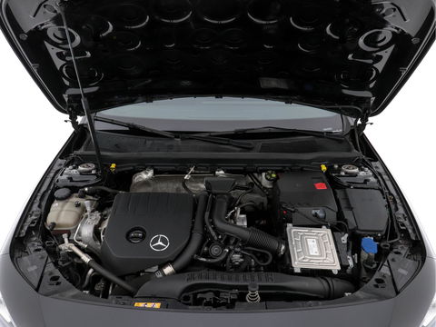 Mercedes-Benz A-Klasse 160 Business Solution AMG-Style (BTW) *WIDE-SCREEN-COCKPIT | FULL-LED | SPORT-SEATS | MICROFIBRE-LEATHER | M-BUX-NAVI | CAMERA | ECC | PDC | CRUISE| APP-CONNECT | AMBIENT-LIGHT*