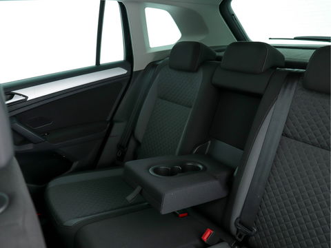 Volkswagen Tiguan 1.5 TSI Comfortline-Business *NAVI-FULLMAP | DAB | ECC | PDC | CRUISE | PARKPILOT | LANE-ASSIST | APP-CONNECT*