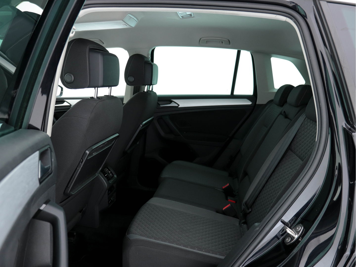 Volkswagen Tiguan 1.5 TSI Comfortline-Business *NAVI-FULLMAP | DAB | ECC | PDC | CRUISE | PARKPILOT | LANE-ASSIST | APP-CONNECT*