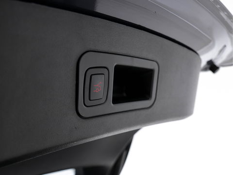 Tesla Model S P85D Performance-Pack AWD [ 3-Fase ] (INCL-BTW) *PANO | NAPPA-FULL-LEATHER | AUTO-PILOT | AIR-SUSPENSION | KEYLESS | CAMERA | FULL-LED | ADAPTIVE-CRUISE |  DIGI-COCKPIT | SPORT-SEATS | 19"ALU*