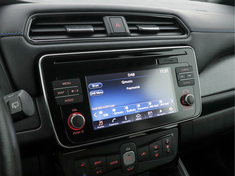 Nissan Leaf Tekna 40 kWh (INCL-BTW) AUT. * FULL-LEATHER | BOSE-AUDIO | FULL-LED | KEYLESS | SURROUND-VIEW | DAB | BLIND-SPOT | NAVI-FULLMAP | ADAPTIVE-CRUISE | DIGI-COCKPIT | COMFORT-SEATS | 17"ALU*