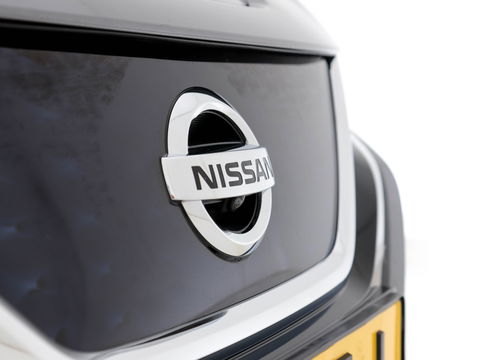 Nissan Leaf Tekna 40 kWh (INCL-BTW) AUT. * FULL-LEATHER | BOSE-AUDIO | FULL-LED | KEYLESS | SURROUND-VIEW | DAB | BLIND-SPOT | NAVI-FULLMAP | ADAPTIVE-CRUISE | DIGI-COCKPIT | COMFORT-SEATS | 17"ALU*