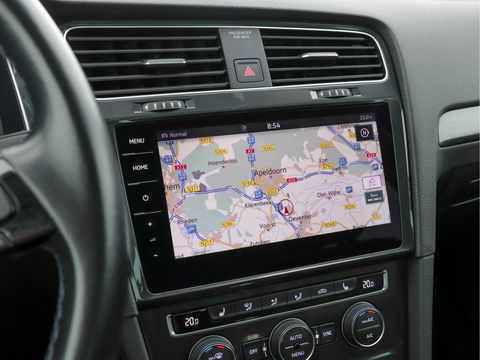 Volkswagen e-Golf (INCL-BTW) *HEATPUMP | FULL-LEATHER | FULL-LED | ADAPTIVE-CRUISE | VIRTUAL-COCKPIT |  KEYLESS | CAMERA | ECC | PDC | APP-CONNECT | COMFORT-SEATS | 17"ALU*