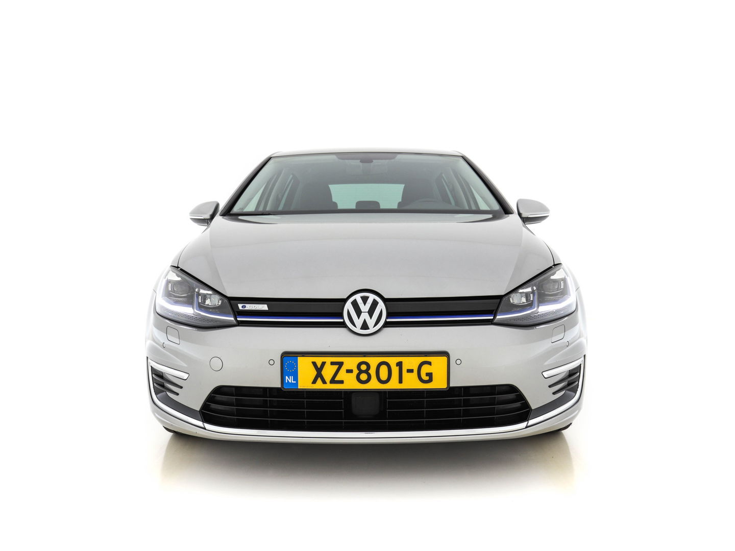 Volkswagen e-Golf (INCL-BTW) *HEATPUMP | FULL-LEATHER | FULL-LED | ADAPTIVE-CRUISE | VIRTUAL-COCKPIT |  KEYLESS | CAMERA | ECC | PDC | APP-CONNECT | COMFORT-SEATS | 17"ALU*