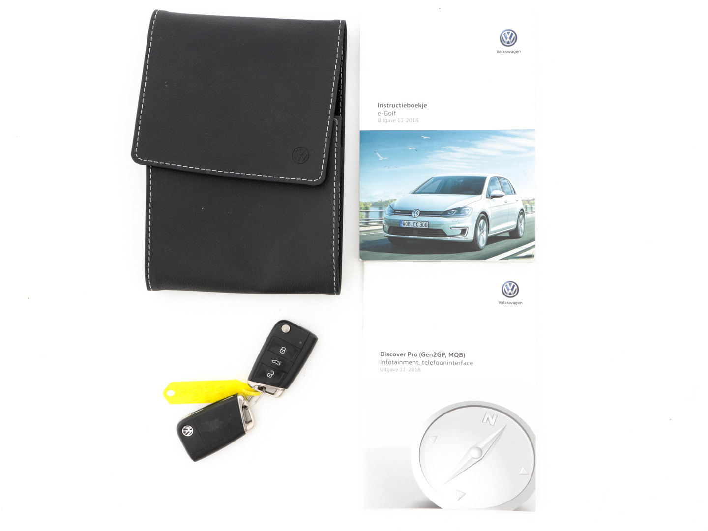 Volkswagen e-Golf (INCL-BTW) *HEATPUMP | FULL-LEATHER | FULL-LED | ADAPTIVE-CRUISE | VIRTUAL-COCKPIT |  KEYLESS | CAMERA | ECC | PDC | APP-CONNECT | COMFORT-SEATS | 17"ALU*