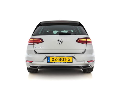 Volkswagen e-Golf (INCL-BTW) *HEATPUMP | FULL-LEATHER | FULL-LED | ADAPTIVE-CRUISE | VIRTUAL-COCKPIT |  KEYLESS | CAMERA | ECC | PDC | APP-CONNECT | COMFORT-SEATS | 17"ALU*