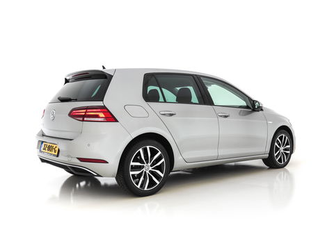 Volkswagen e-Golf (INCL-BTW) *HEATPUMP | FULL-LEATHER | FULL-LED | ADAPTIVE-CRUISE | VIRTUAL-COCKPIT |  KEYLESS | CAMERA | ECC | PDC | APP-CONNECT | COMFORT-SEATS | 17"ALU*