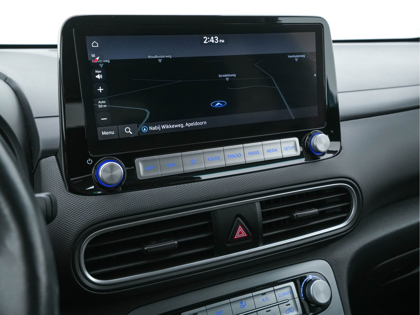 Hyundai KONA EV Comfort 39 kWh (INCL-BTW) *HEAT-PUMP | NAVI-FULLMAP  | KEYLESS | KRELL-AUDIO | CAMERA | DAB | ECC | PDC | ADAPTIVE-CRUISE | LANE-ASSIST | COMFORT-SEATS | 17"ALU*