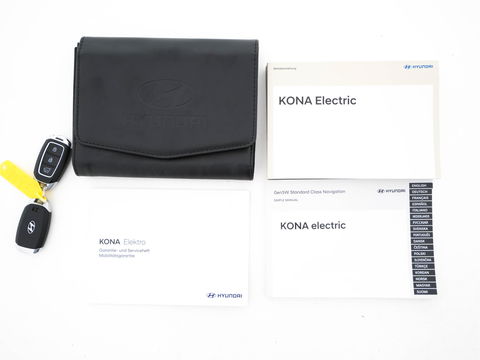 Hyundai KONA EV Comfort 39 kWh (INCL-BTW) *HEAT-PUMP | NAVI-FULLMAP  | KEYLESS | KRELL-AUDIO | CAMERA | DAB | ECC | PDC | ADAPTIVE-CRUISE | LANE-ASSIST | COMFORT-SEATS | 17"ALU*