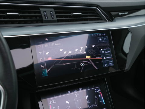 Audi e-tron 50 Quattro Launch-Edition-Plus [ 3-Fase ] (INCL-BTW) *PANO | DIGI-COCKPIT | MILANO-LUXURY-LEATHER | FULL-LED | MEMORY-PACK |  KEYLESS | NAVI-FULLMAP | TOWBAR | SHIFT-PADDLES | COMFORT-SEATS | 20"ALU*