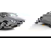 Mercedes-Benz A-Klasse - 180 Advantage Style-Pack (INCL-BTW) Aut. *WIDESCREEN-DIGI-COCKPIT | LEATHER-MICROFIBRE | CAMERA | NAVI-FULLMAP | ECC | PDC | CRUISE | CARPLAY | HEATED-SPORTSEATS | CARBON-INLAY | DAB | SHIFT-PADDLES | 16"ALU*