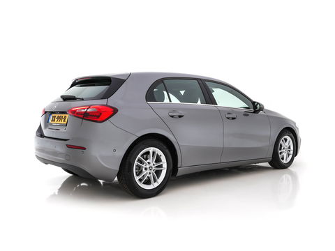 Mercedes-Benz A-Klasse 180 Advantage Style-Pack Aut. *WIDESCREEN-DIGI-COCKPIT | DAB | LEATHER-MICROFIBRE | CAMERA | NAVI-FULLMAP | ECC | PDC | CRUISE | APP-CONNECT | SPORT-SEATS | 16"ALU*