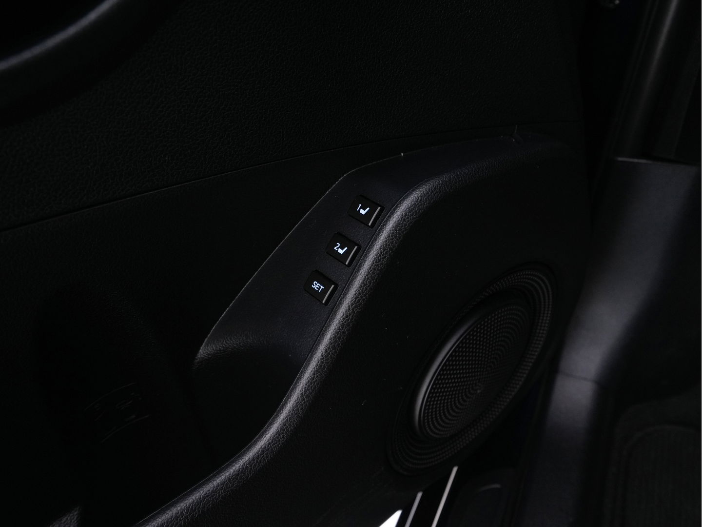 Toyota Mirai FCV Executive [ HYDROGEN ] Aut. *FULL-LEATHER | FULL-LED | JBL-AUDIO | CAMERA | KEYLESS | MEMORY-PACK | ADAPTIVE-CRUISE | BLIND-SPOT |  DAB | NAVI-FULLMAP | ECC | PDC | DIGI-COCKPIT | COMFORT-SEATS | LANE-ASSIST | 1