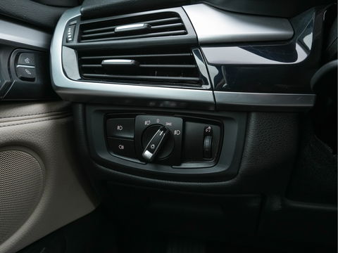 BMW X5 xDrive30d High Executive *DAKOTA-FULL-LEATHER | NAVI-FULLMAP | BI-XENON | CAMERA | ECC | PDC | CRUISE | COMFORT-SEATS | 19"ALU*
