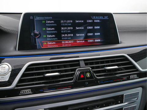 BMW 7 Serie 750Li xDrive High Executive M-Sport-Pack Carbon-Core Aut. *PANO | LASER-LED | SOFT-CLOSE | SURROUND-VIEW | HARMAN/KARDON-SURROUND | MASSAGE | MEMORY-PACK | NAVI-FULLMAP | KEYLESS | ADAPTIVE-CRUISE | HUD | ECC | PDC | COMFORT-SEATS | 20"ALU*