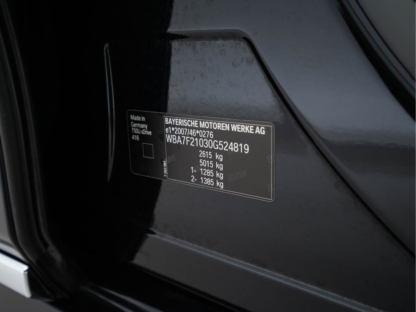 BMW 7 Serie 750Li xDrive High Executive M-Sport-Pack Carbon-Core Aut. *PANO | LASER-LED | SOFT-CLOSE | SURROUND-VIEW | HARMAN/KARDON-SURROUND | MASSAGE | MEMORY-PACK | NAVI-FULLMAP | KEYLESS | ADAPTIVE-CRUISE | HUD | ECC | PDC | COMFORT-SEATS | 20"ALU*
