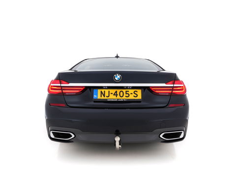 BMW 7 Serie 750Li xDrive High Executive M-Sport-Pack Carbon-Core Aut. *PANO | LASER-LED | SOFT-CLOSE | SURROUND-VIEW | HARMAN/KARDON-SURROUND | MASSAGE | MEMORY-PACK | NAVI-FULLMAP | KEYLESS | ADAPTIVE-CRUISE | HUD | ECC | PDC | COMFORT-SEATS | 20"ALU*