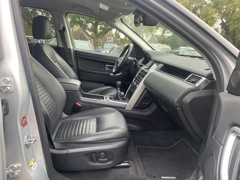 Land Rover Discovery Sport ! TURBO-DEFECT !2.0 TD4 HSE Luxury 4-WD Black-Design-Pack *NAVI-FULLMAP | XENON | FULL-LEATHER | MERIDIAN-AUDIO | CAMERA | ECC | PDC | CRUISE | LANE-ASSIST | MEMORY*