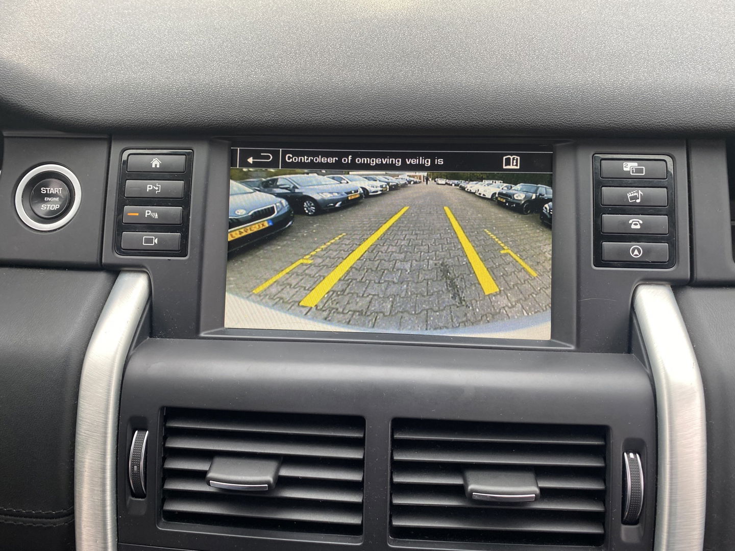 Land Rover Discovery Sport ! TURBO-DEFECT !2.0 TD4 HSE Luxury 4-WD Black-Design-Pack *NAVI-FULLMAP | XENON | FULL-LEATHER | MERIDIAN-AUDIO | CAMERA | ECC | PDC | CRUISE | LANE-ASSIST | MEMORY*