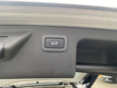 Land Rover Discovery Sport ! TURBO-DEFECT !2.0 TD4 HSE Luxury 4-WD Black-Design-Pack *NAVI-FULLMAP | XENON | FULL-LEATHER | MERIDIAN-AUDIO | CAMERA | ECC | PDC | CRUISE | LANE-ASSIST | MEMORY*