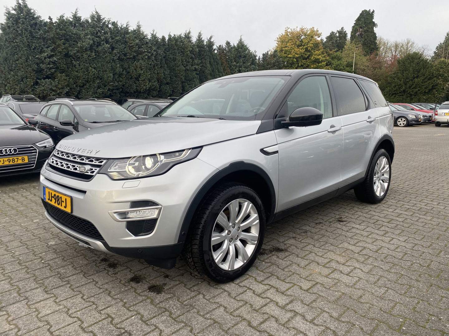 Land Rover Discovery Sport ! TURBO-DEFECT !2.0 TD4 HSE Luxury 4-WD Black-Design-Pack *NAVI-FULLMAP | XENON | FULL-LEATHER | MERIDIAN-AUDIO | CAMERA | ECC | PDC | CRUISE | LANE-ASSIST | MEMORY*