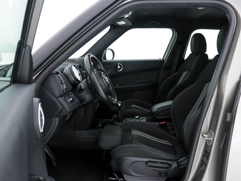 MINI Countryman 1.5 Cooper JCW-Interior-Pack Business-Pack *NAVI-FULLMAP | FULL-LED |  ECC | PDC | CRUISE | SPORT-SEATS*