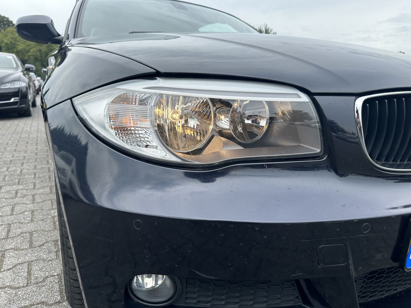 BMW 1 Serie Cabrio 120d Exclusive Edition M-Sportpack [ RHD ] DISTRIBUTIE-KETTING GEBROKEN *FULL-LEATHER | ECC | HEATED-SPORTSEATS | PDC | CRUISE | AIRSCARF | 18"ALU*