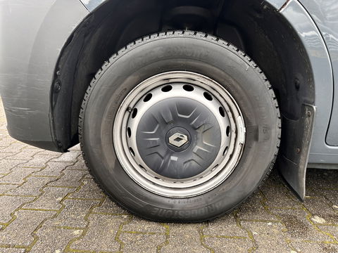 Renault Master T35 2.3 dCi 150 L3H2 Energy Aut. *AIRCO | CRUISE | CAMERA*