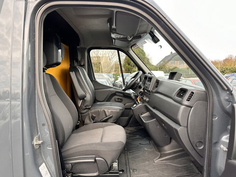 Renault Master T35 2.3 dCi 150 L3H2 Energy Aut. *AIRCO | CRUISE | CAMERA*