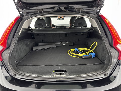 Volvo V60 2.4 D6 AWD Plug-In Hybrid Summum Aut. *PANO | XENON | FULL-LEATHER | PREMIUM-SOUND | NAVI-FULLMAP | MEMORY-PACK | ADAPTIVE-CRUISE | CAMERA | SPORT-SEATS | 18"ALU*