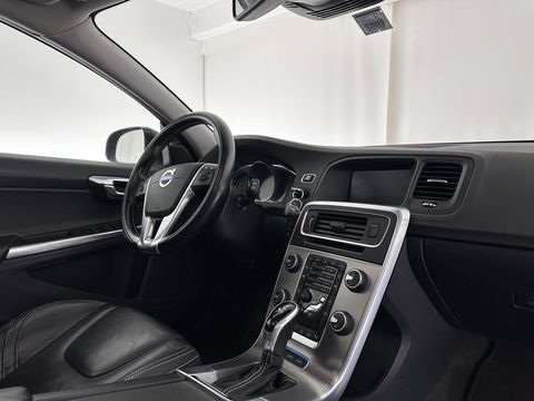 Volvo V60 2.4 D6 AWD Plug-In Hybrid Summum Aut. *PANO | XENON | FULL-LEATHER | PREMIUM-SOUND | NAVI-FULLMAP | MEMORY-PACK | ADAPTIVE-CRUISE | CAMERA | SPORT-SEATS | 18"ALU*