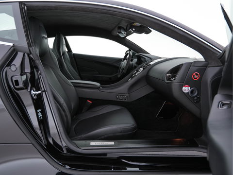 Aston Martin Vanquish 6.0 V12 Touchtronic 2+2 *CERAMIC-BRAKES | B&O-SURROUND | CARBON | FULL-LEATHER | XENON | MEMORY-PACK | NAVI-FULLMAP | CAMERA | DAB | ECC | PDC | CRUISE*