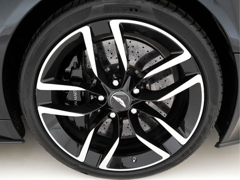 Aston Martin Vanquish 6.0 V12 Touchtronic 2+2 *CERAMIC-BRAKES | B&O-SURROUND | CARBON | FULL-LEATHER | XENON | MEMORY-PACK | NAVI-FULLMAP | CAMERA | DAB | ECC | PDC | CRUISE*