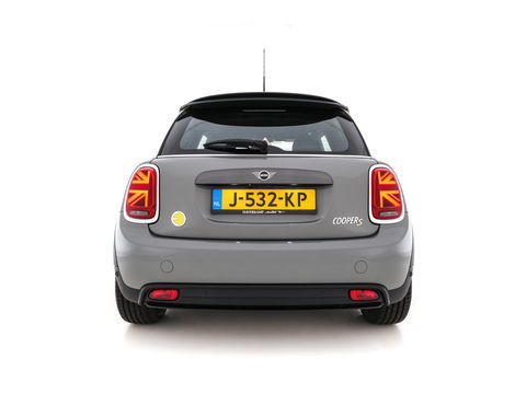 MINI Mini Electric Essential 33 kWh [3-Fase] (INCL-BTW) *FULL-LED | DIGI-COCKPIT | 1/2-LEATHER | CAMERA | KEYLESS | SPORT-SEATS | NAVI-FULLMAP | AMBIENT-LIGHT | DAB | CRUISE | SPORT-SEATS | 17"ALU*