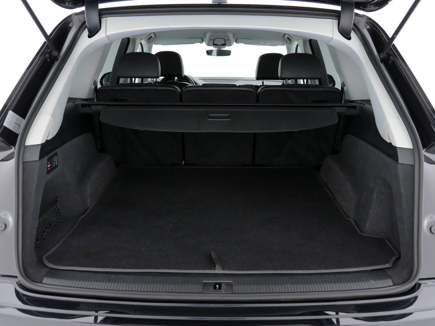 Audi Q7 3.0 TDI Quattro Pro Line S Aut. *LEATHER-ALCANTARA | BI-XENON | NAVI-FULLMAP | CAMERA | ECC | KEYLESS | PDC | CRUISE | HEATED-SPORT-SEATS | SHIFT-PADDLES | TOWBAR | 19"ALU*