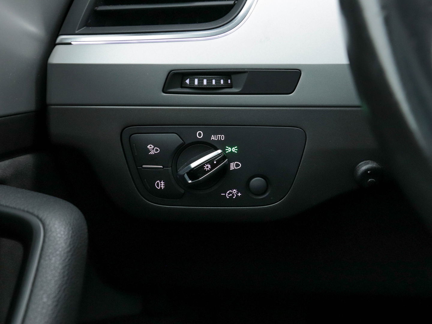 Audi Q7 3.0 TDI Quattro Pro Line S Aut. *LEATHER-ALCANTARA | BI-XENON | NAVI-FULLMAP | CAMERA | ECC | KEYLESS | PDC | CRUISE | HEATED-SPORT-SEATS | SHIFT-PADDLES | TOWBAR | 19"ALU*