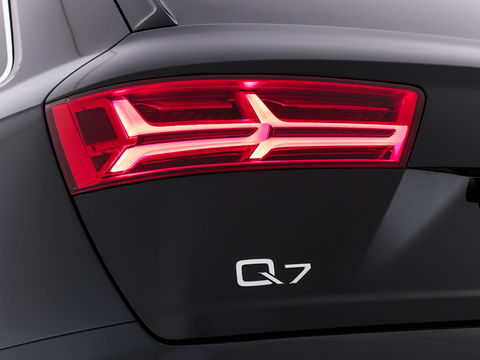 Audi Q7 3.0 TDI Quattro Pro Line S Aut. *LEATHER-ALCANTARA | BI-XENON | NAVI-FULLMAP | CAMERA | ECC | KEYLESS | PDC | CRUISE | HEATED-SPORT-SEATS | SHIFT-PADDLES | TOWBAR | 19"ALU*