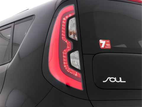 Kia Soul EV Executive Plus Line (INCL-BTW) Aut.*PANO | LUXURY-LEATHER | NAVI-FULLMAP | FULL-LED | KEYLESS | CAMERA | ECC | PDC | CRUISE | DAB | DIGI-COCKPIT | HEATED/COOLED-COMFORTSEATS | CARPLAY | 16"ALU*
